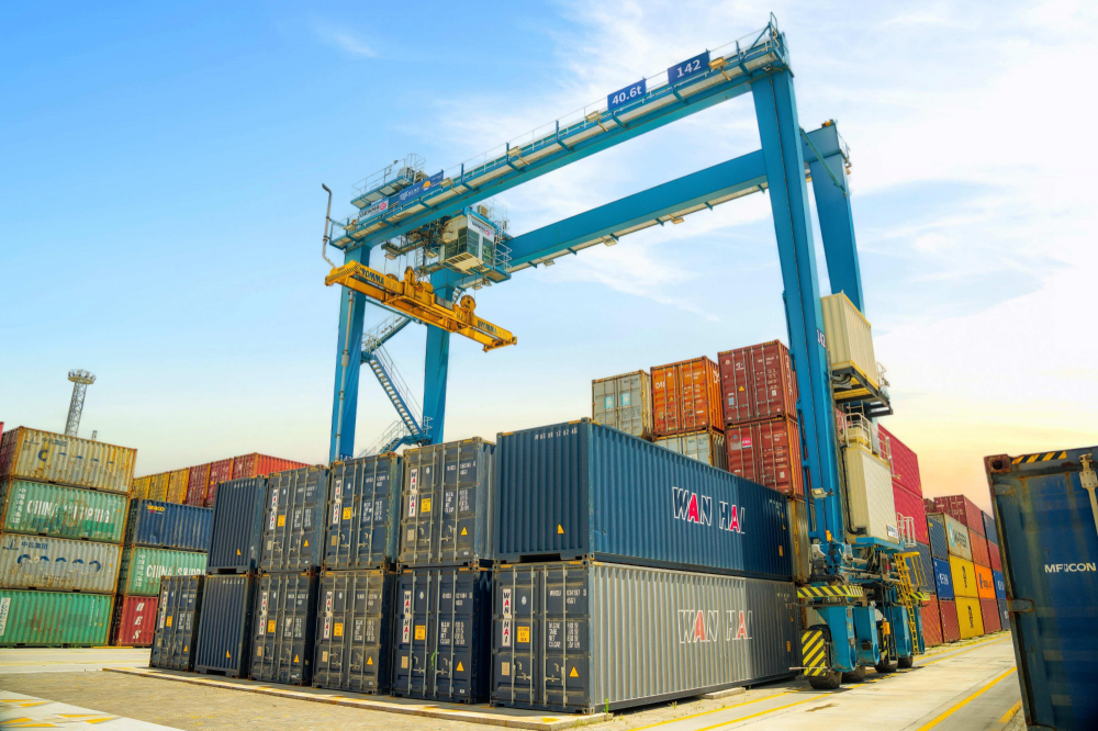 GENMA品牌獲東南亞市場4臺混合動力輪胎吊新訂單(圖1)